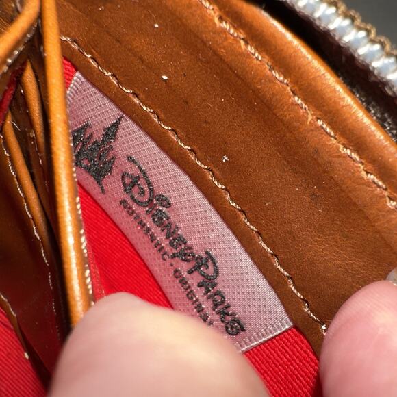 RARE 2015 Disney Club 33 Disneyland Dooney & Bourke Zip Around Wallet Limited Ed - Picture 8 of 8